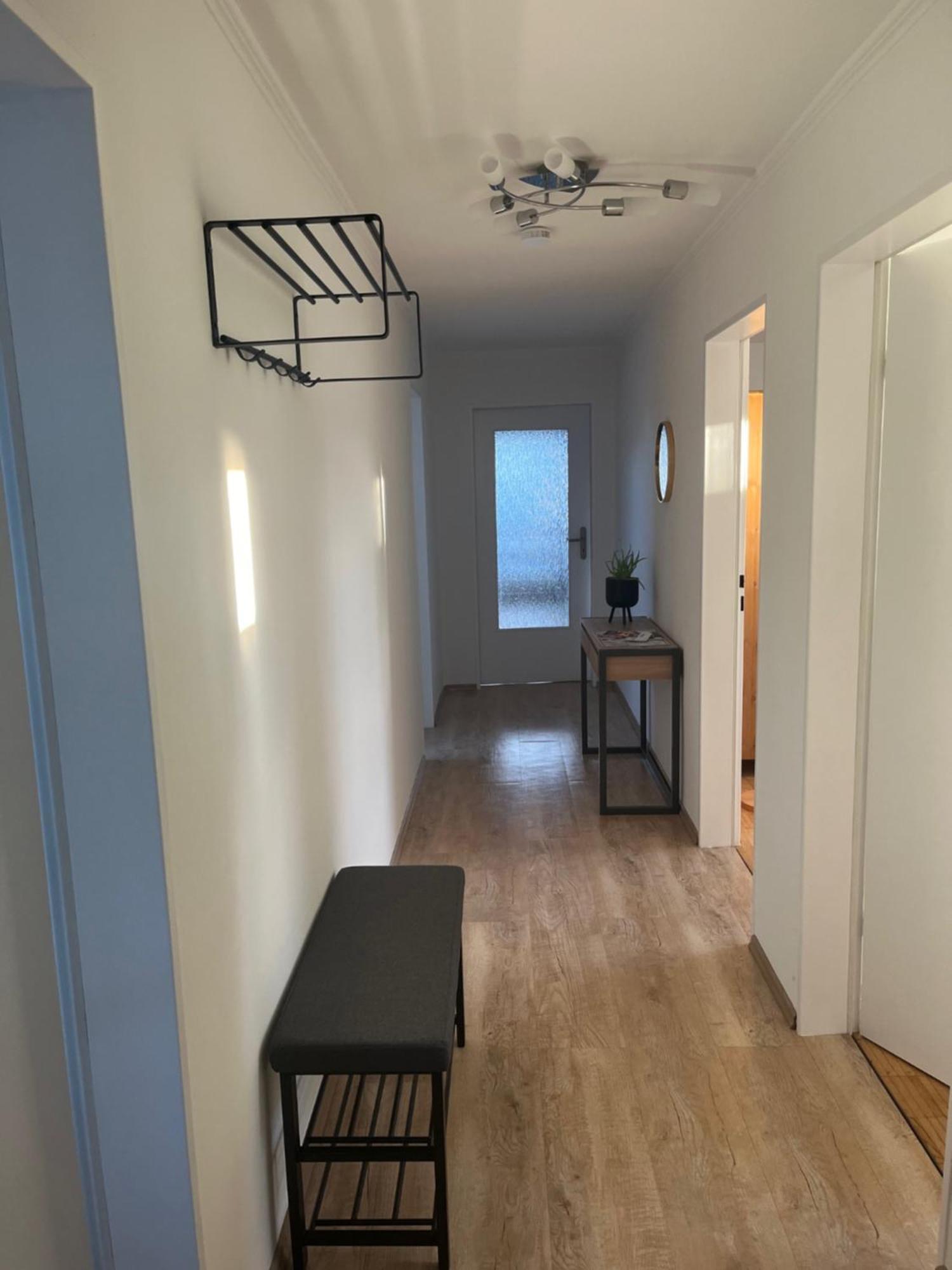 Helle, Ruhige Ferienwohnung Mit Balkon Bad Tölz Esterno foto