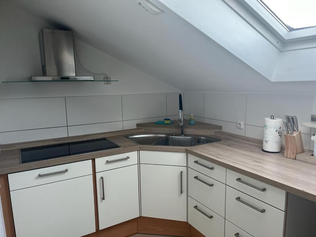 Helle, Ruhige Ferienwohnung Mit Balkon Bad Tölz Esterno foto