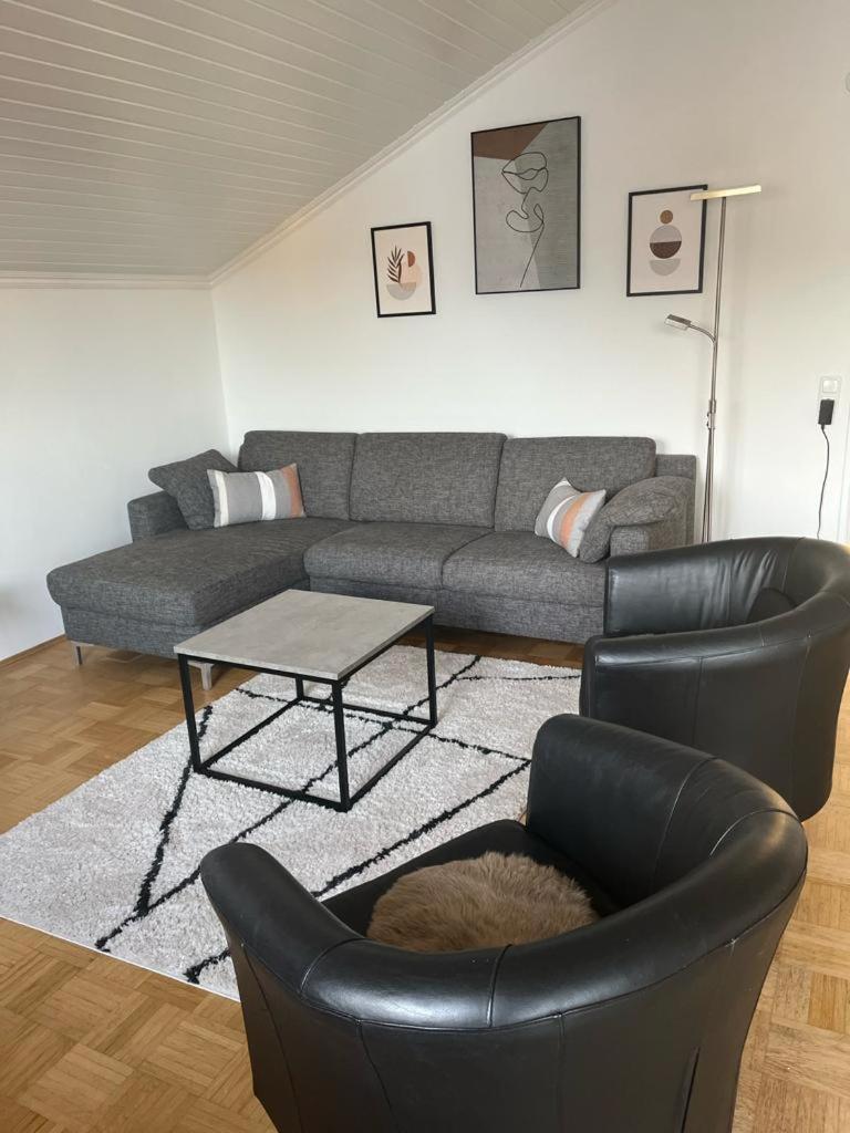 Helle, Ruhige Ferienwohnung Mit Balkon Bad Tölz Esterno foto